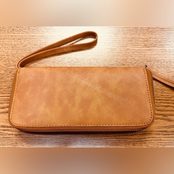 Like New Free People Vegan Leather Distressed Wallet - Picture 6 of 8